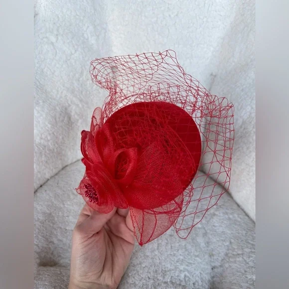 2pc. Elegant Party Black and Red Fascinator Lawliet Woman's Hair Fashion Piece - Picture 9 of 12